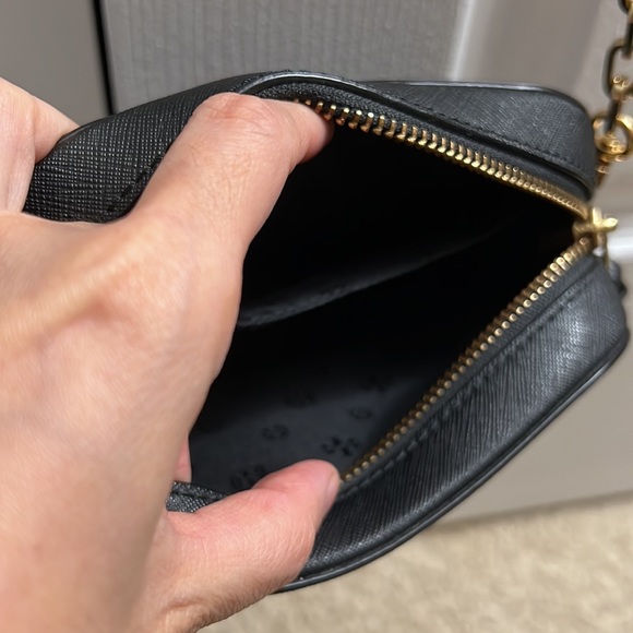 Tory burch Robinson Round Crossbody Bag Black preowned - Picture 4 of 15